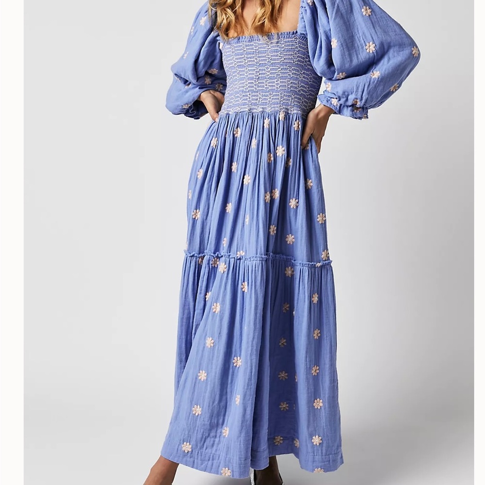 ISO FREE PEOPLE MAXI IN SZ M DO NOT PURCHASE!!